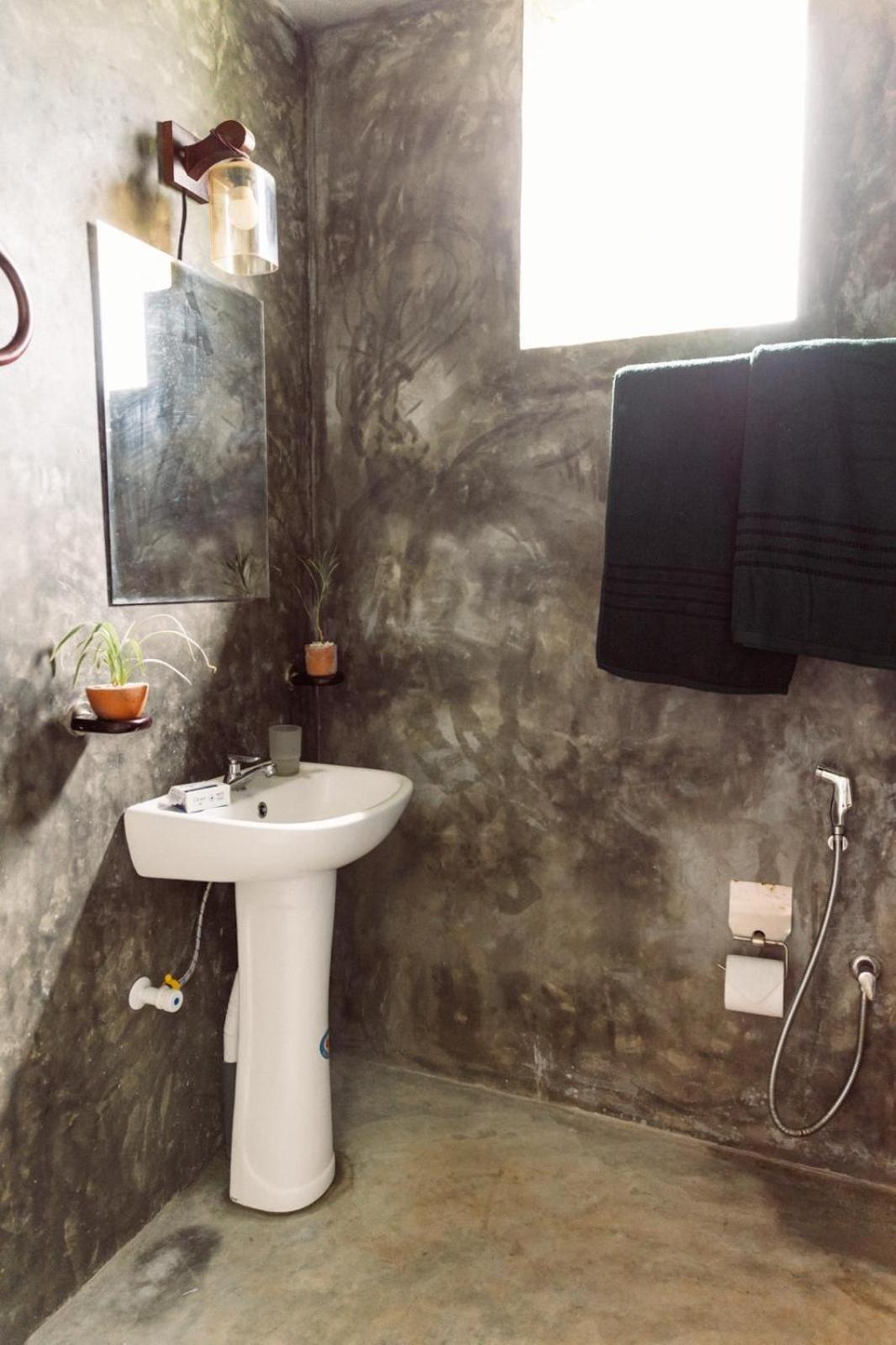 Hiriketiya Ladina Homestay Диквелла Экстерьер фото